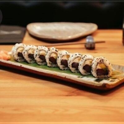 Uramaki Atún Avocado
